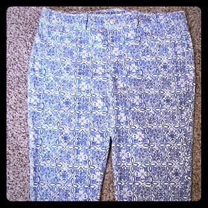 Capri Pattern Jeggings
